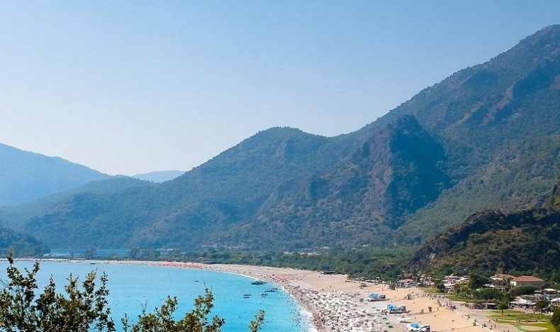 Reisebrev fra LMFs ungdomstur til Tyrkia Reisebrev fra LMFs ungdomstur til Tyrkia