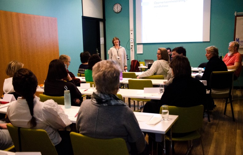 – Det er utrolig morsomt å se hvor mange som blomstrer! – Det er utrolig morsomt å se hvor mange som blomstrer!