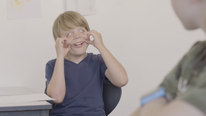 Humor-filmer setter skolerettigheter på agendaen Humor-filmer setter skolerettigheter på agendaen