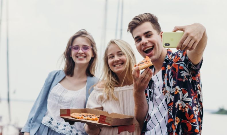 Likemannsamling for unge voksne Likemannsamling for unge voksne